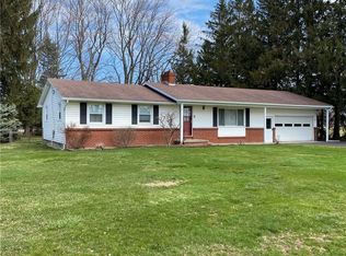 1568 Schlegel Rd, Webster, NY 14580