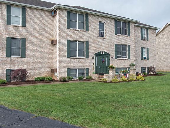 2nd image of 912 Pearson Cir Unit 2