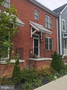 513 Klineharts Aly, Frederick, MD, 21701