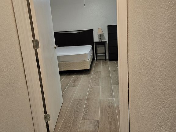 2nd image of 5100 Conroy Rd APT 117
