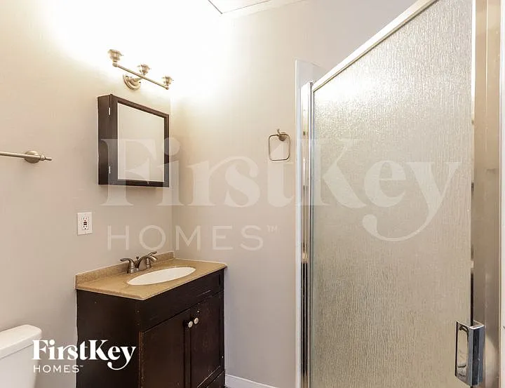 1795 Suffolk Dr — Photo 10