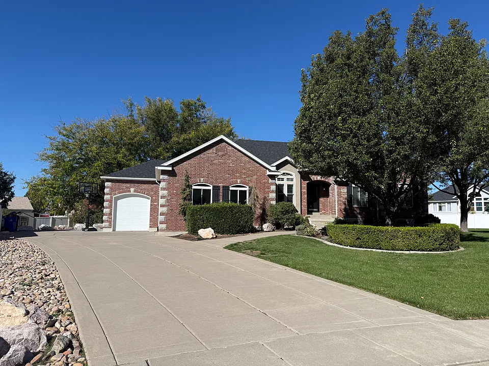 2463 S 1375 W #2