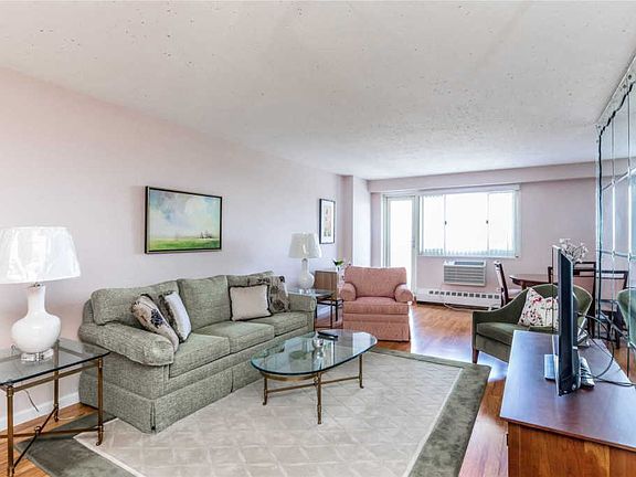 5th image of 39-65 52nd St #10F