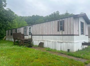 1000 Maple Hills Park #111, Cross Lanes, WV 25313