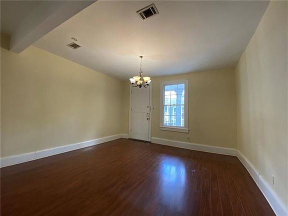 4th image of 1032 4th St #4