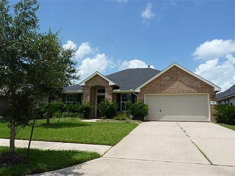 1st image of 211 Autumn Creek Ln