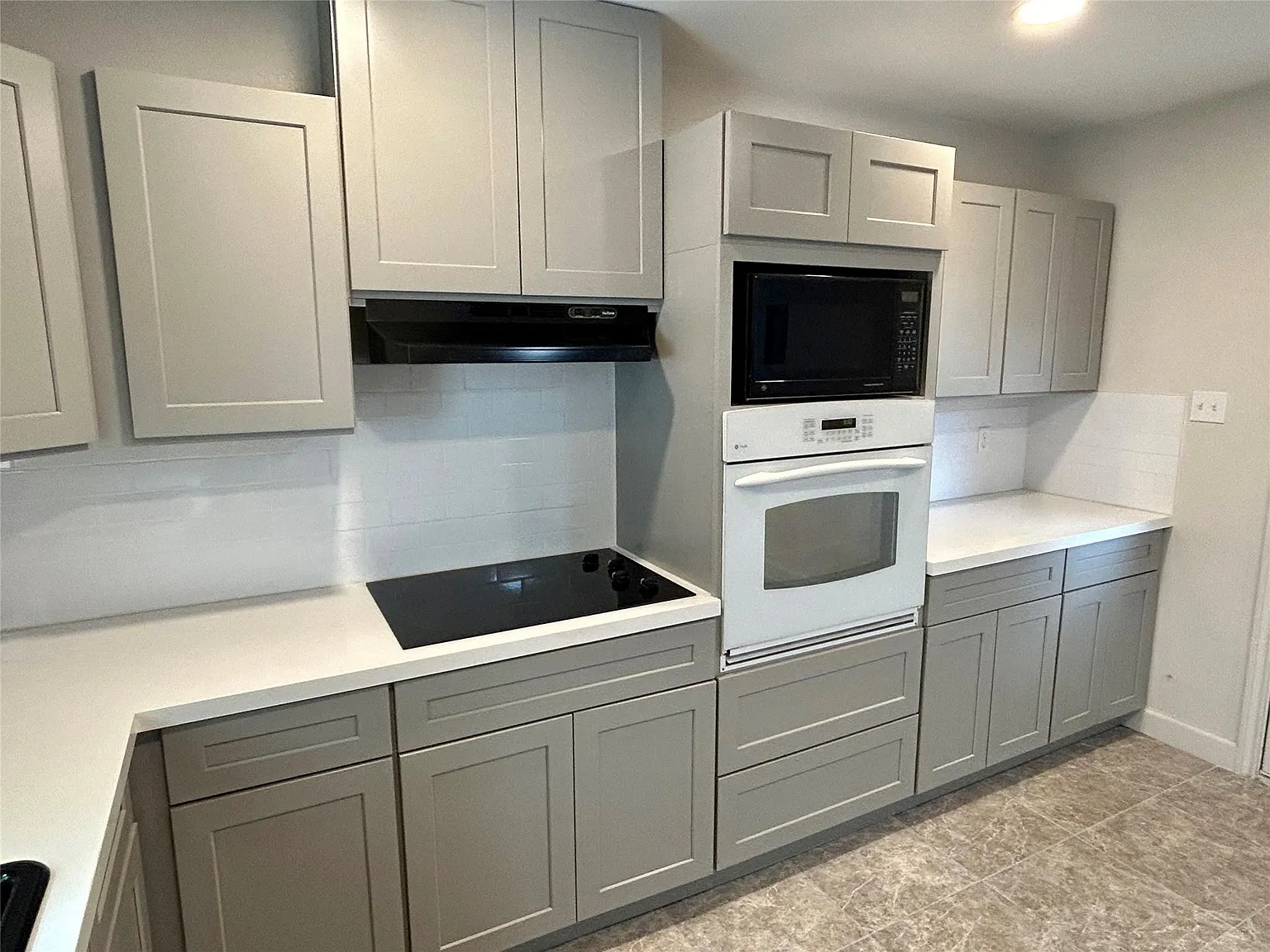 2 bed, 1.0 bath, 900 sqft, $1,400 — Photo 3