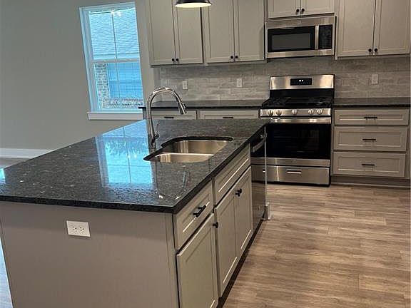5th image of 1559 Avenue D