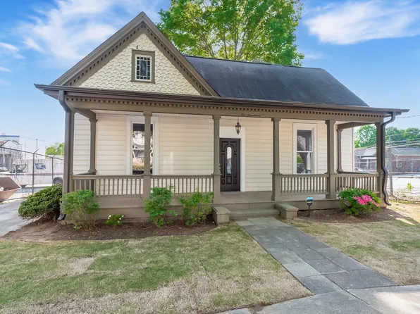 117 Asbury Ave, Greenville, SC 29601