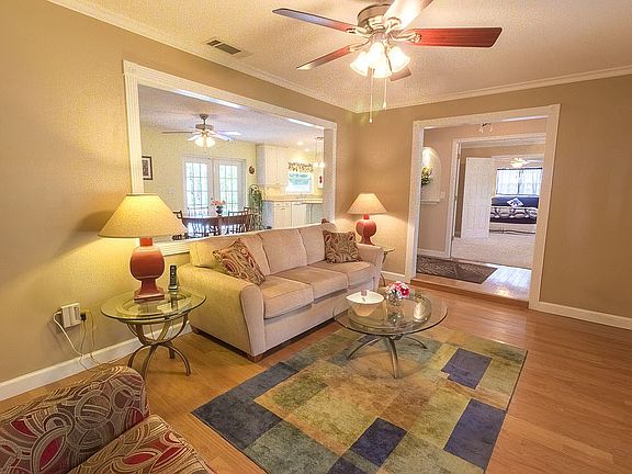 3rd image of 4506 Crichton Ln