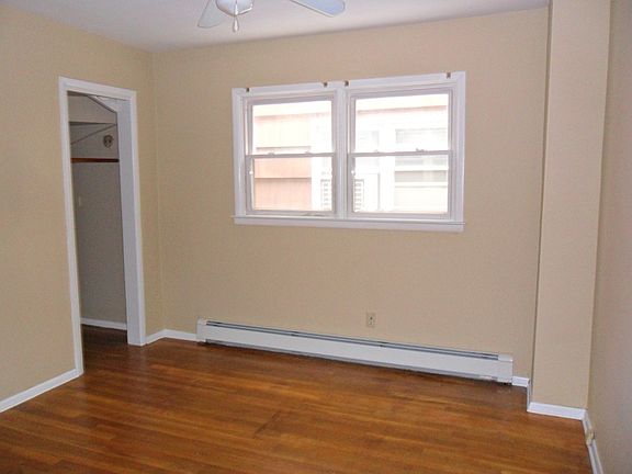 4th image of 270 Boyd Ave #1FL