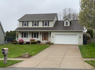 3435 Anne Marie Dr, Erie, PA 16506