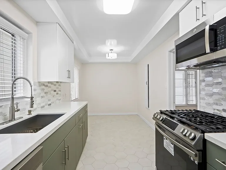 1826 W. Silverlake Dr — Photo 15