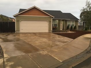 520 Salmon St, Roseburg, OR