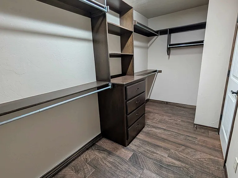 6405 Bent Wood Dr — Photo 15