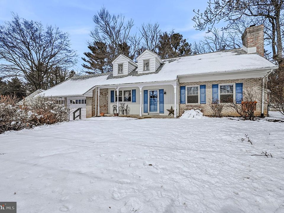 1st image of 3 Ridgewood Cir