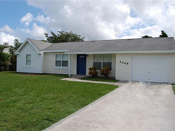 2nd image of 2049 SE Hideaway Cir
