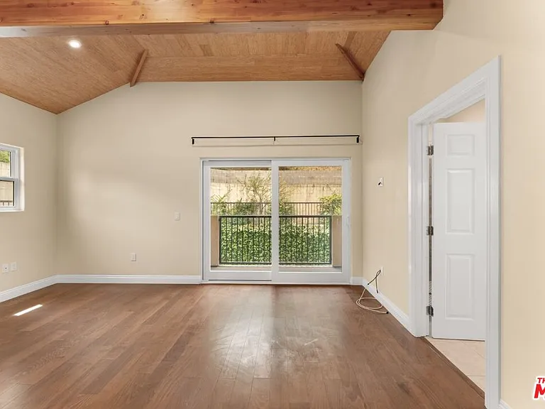1630 Bridgeport Dr — Photo 34