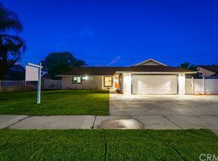 975 W Citron St, Corona, CA 92882