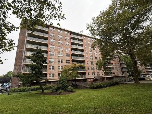 1019 Van Siclen Ave #9-7L, Brooklyn, NY 11207