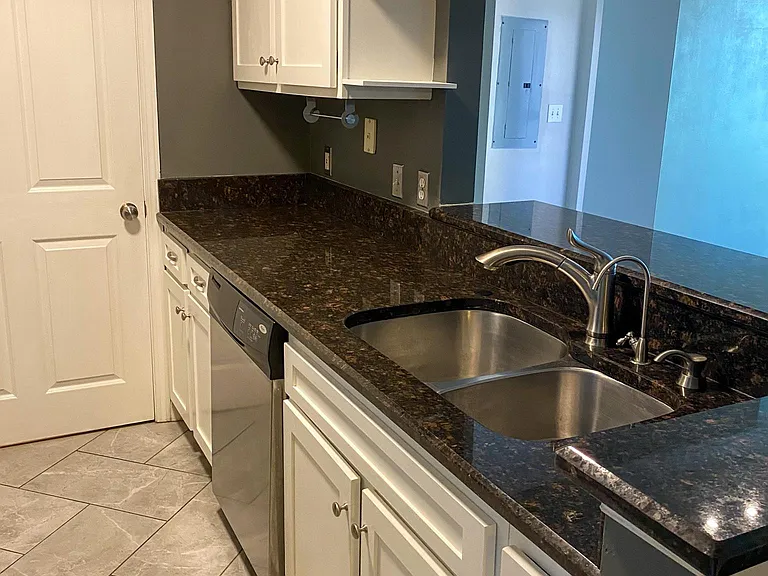 1101 Juniper St NE #617 — Photo 10