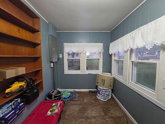 2nd image of 111 Watts St