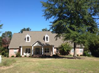 205 Walnut Rdg, El Dorado, AR 71730