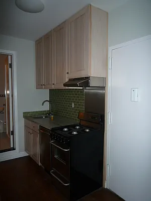 Rented by New Yorker Realty | media 13