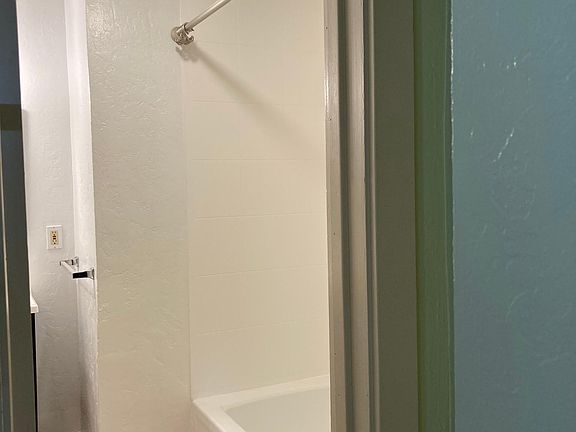 3rd image of 1309 9th Ave APT 15