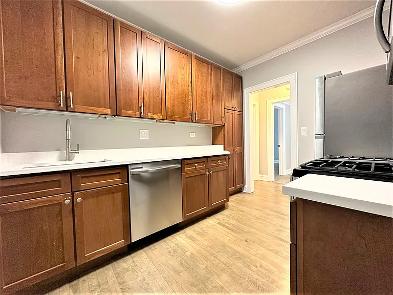 1352 W Carmen Ave #1N — Photo 19
