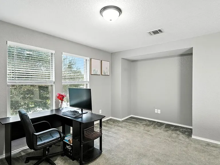 208 Gatewood Clf — Photo 24