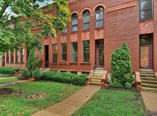 14 Manhattan Mews, Saint Louis, MO