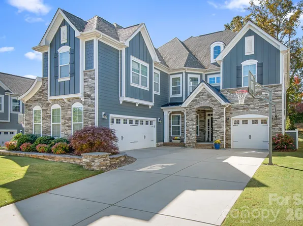 12602 Old Westbury Dr, Cornelius, NC 28031