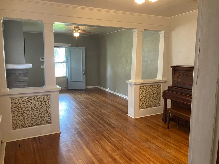421 Rutherford St — Photo 13