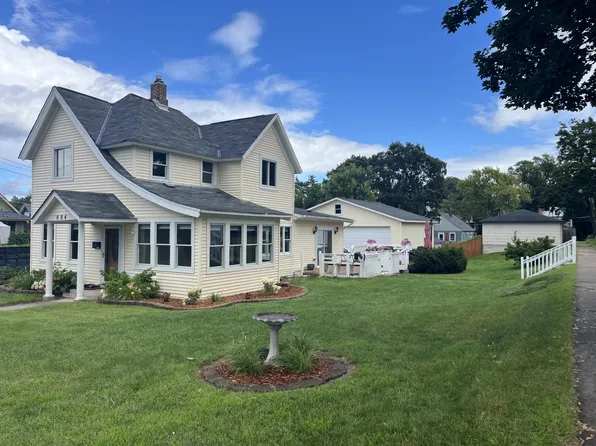 694 Winslow Ave, Saint Paul, MN 55107