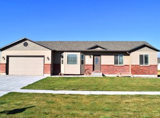 2881 N Teal Blue Dr, Idaho Falls, ID 83401