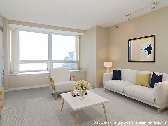 4th image of 512 N McClurg Ct APT 3806