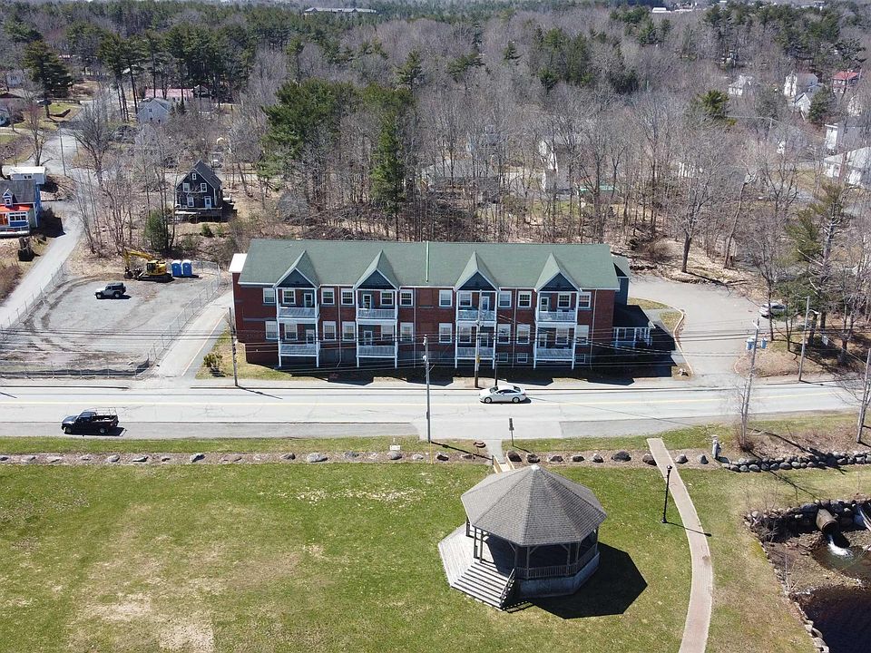 1st image of 215 King St Unit 204