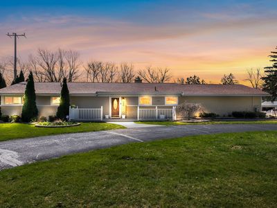 5333 W Briarcliff Knoll Dr, West Bloomfield, MI, 48322