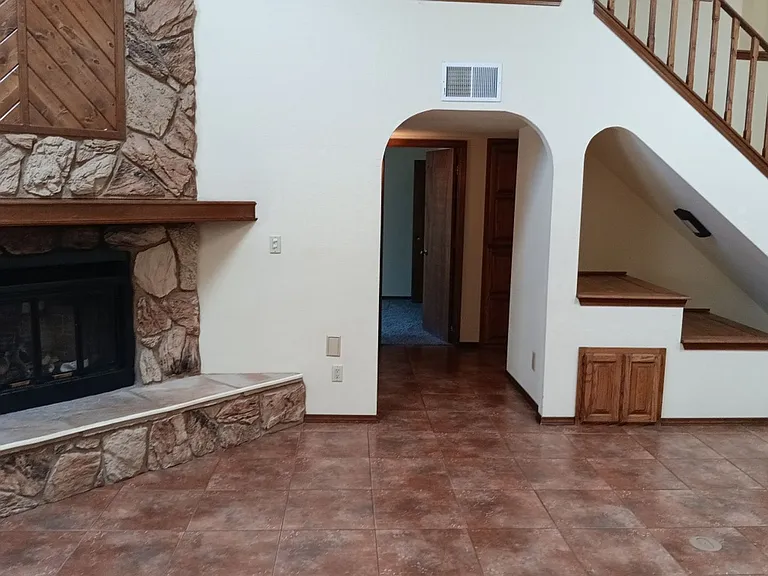 9612 Peralta Rd NE — Photo 7