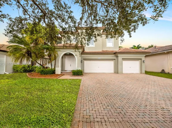 19371 SW 30th St, Hollywood, FL 33029