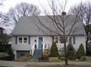 42 Moffatt Rd, Salem, MA 01970