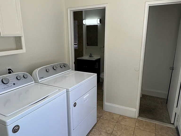 402 S Sycamore St #402 — Photo 19