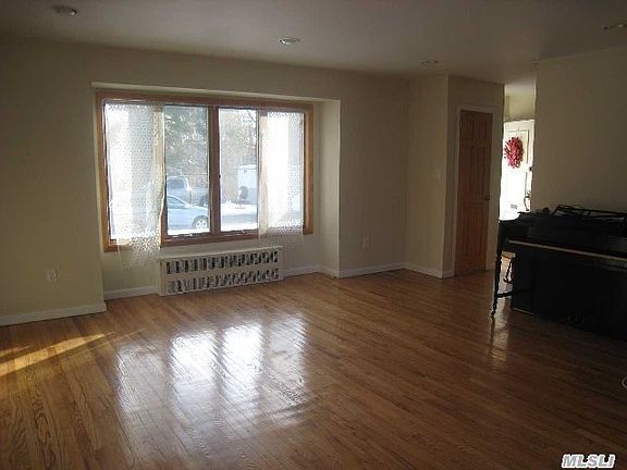 3rd image of 821 Sunshine Ave