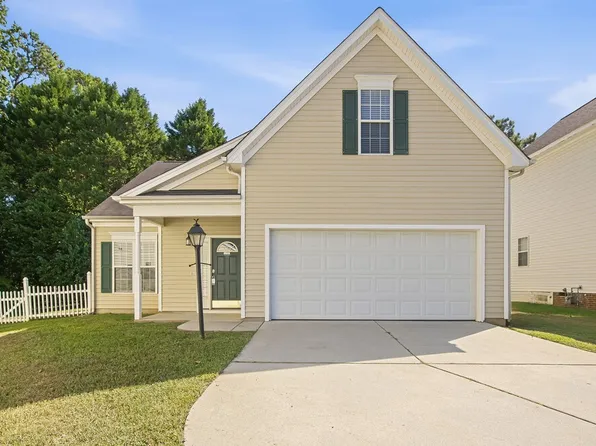2716 Lead Crystal Ct, Raleigh, NC 27610
