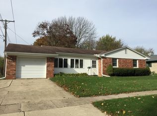 806 Wisconsin Ave, Mendota, IL 61342