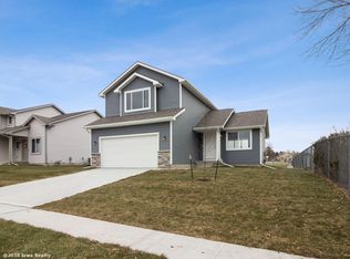 213 19th Ave SW, Altoona, IA 50009