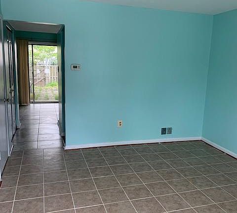 2nd image of 2122 Enright Pl