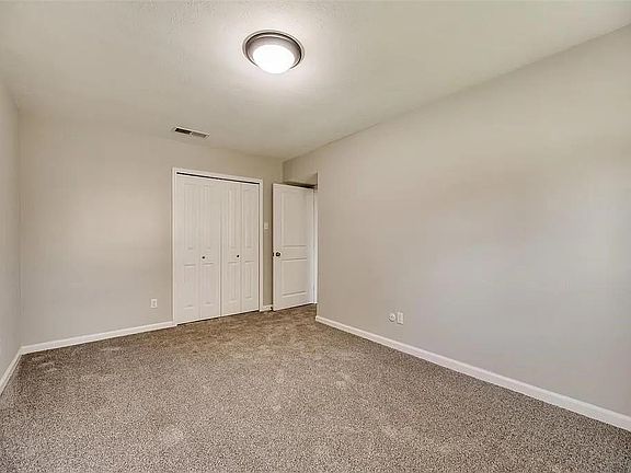 5th image of 11505 Featherbrook Dr