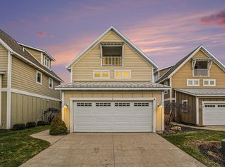 920 W Savidge St #6, Spring Lake, MI 49456